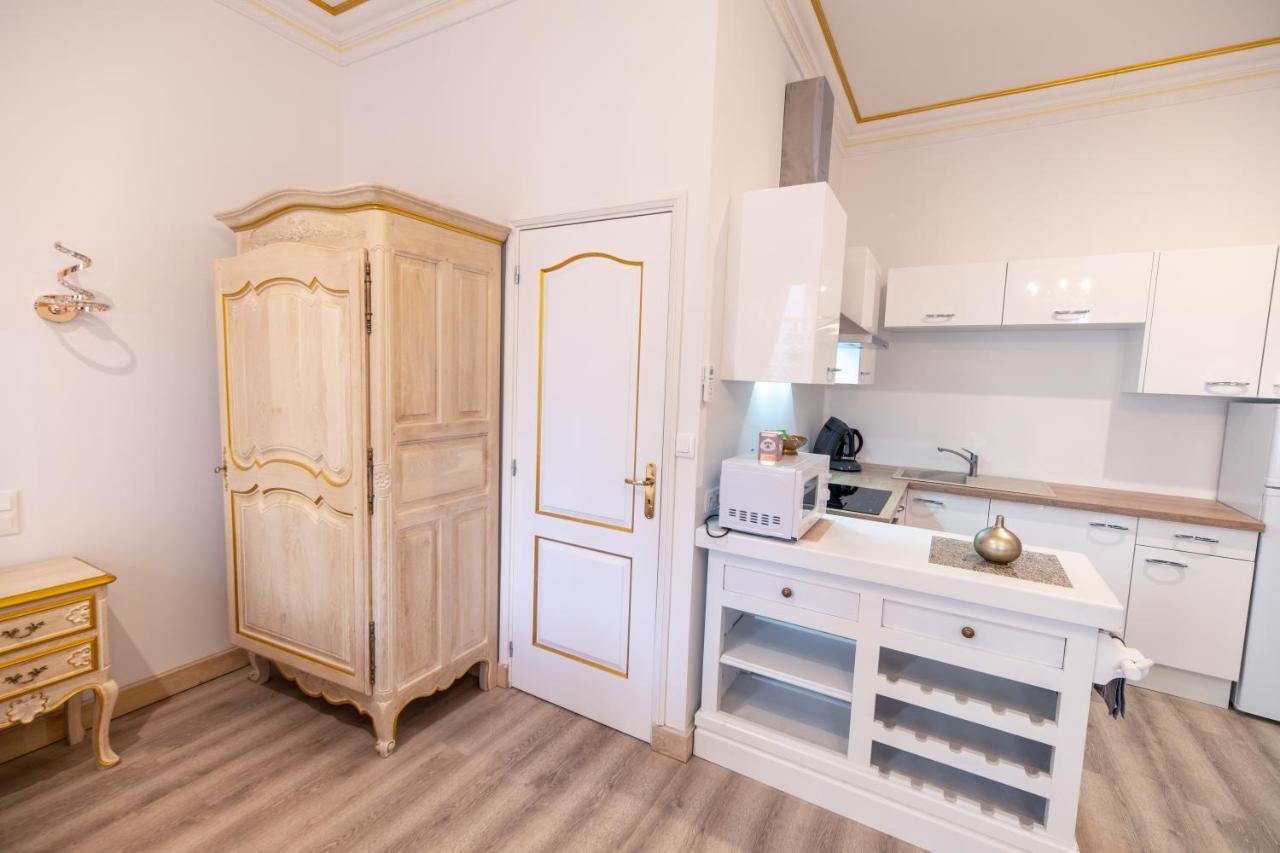 Studio Du Maire Maison De L'Eglise Du Couvent Narbonne Bagian luar foto